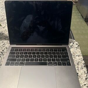 MacBook pro 13inch 2019 with wireless keyboard and mouse